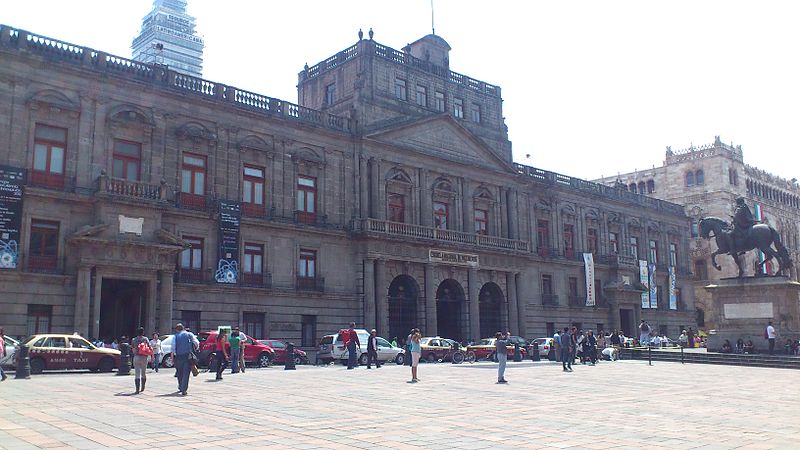 File:Palacio de Minería 2012-09-09 03-19-41.jpg