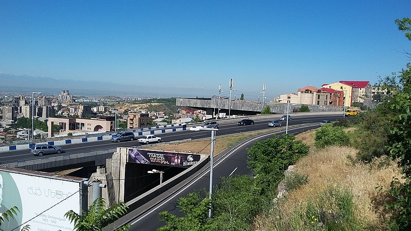 File:Panoramic View, Yerevan 19.jpg