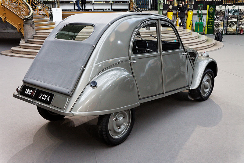 File:Paris - Bonhams 2013 - Citroën 2CV A - 1950 - 004.jpg