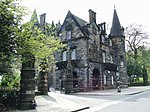 Pearce Lodge - geograph.org.uk - 427244.jpg