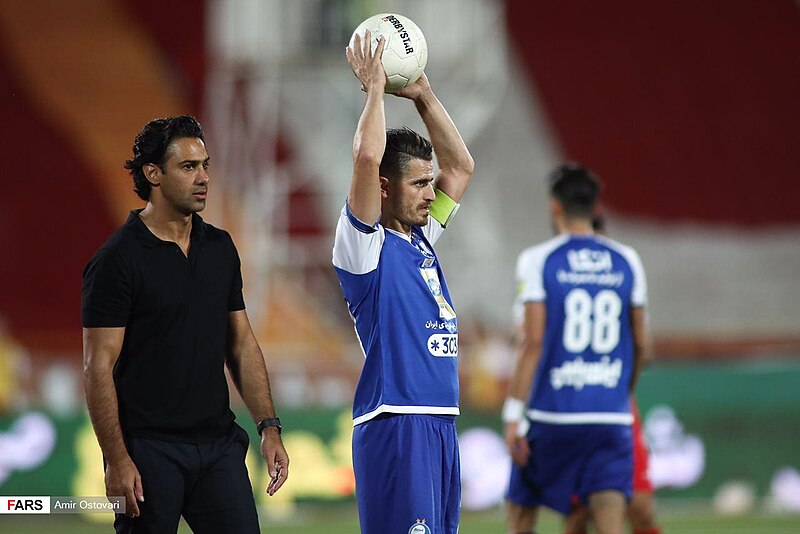 File:Persepolis FC vs Esteghlal FC, 26 August 2020 - 118.jpg