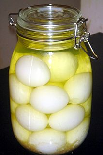 Pickled egg Hard boiled eggs cured in vinegar or brine