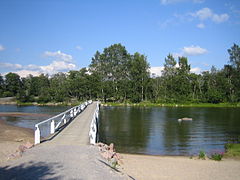 Pont entre Läntinen Pihlajasaari et Itäisen Pihlajasaari.