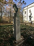 Miniatuur voor Bestand:Piotr Wysocki, pomnik na Łazienkach w Warszawie.jpg