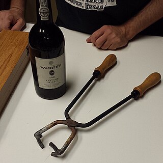 Port tongs