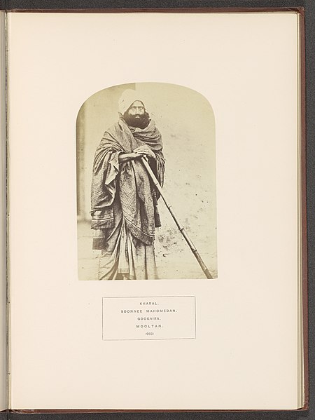 File:Portret van een onbekende man van de Kharal-stam uit Multan Kharal. Soonnee Mahomedan. Googaira. Mooltan (titel op object), RP-F-2001-7-1122E-40.jpg