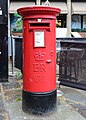 wikimedia_commons=File:Post box on Pepper Street, Chester.jpg