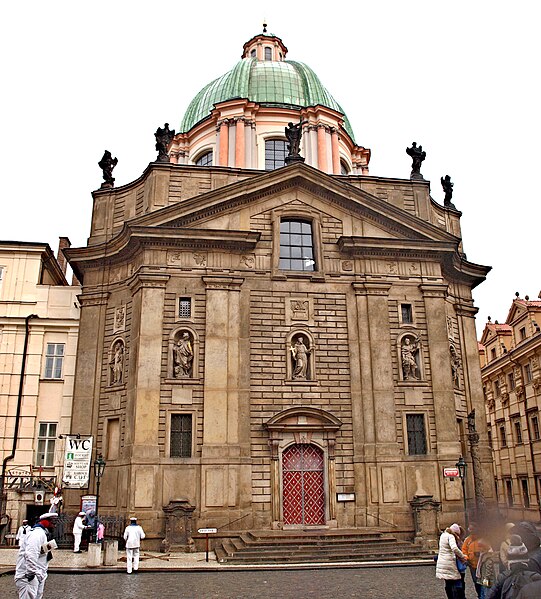 File:Praha, kostel sv. Františka čelo.JPG