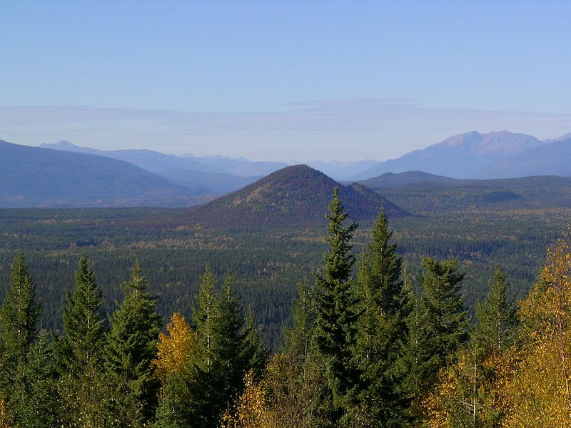 File:Pyramid Mountain.jpg