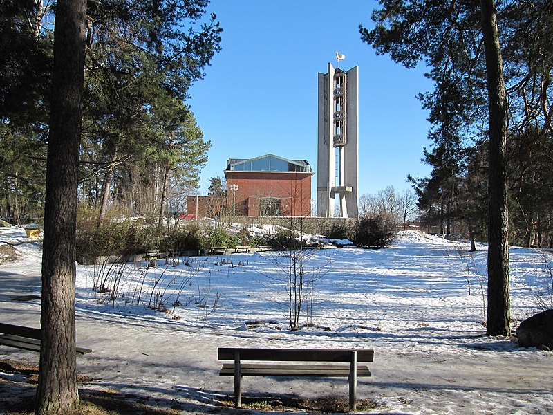 File:Råsunda kyrka ext6.jpg