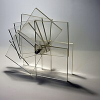 Radoslav Kratina, Variable plexiglas object (1971)