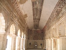 Paintings in Raja Mahal Raja Mahal paintings, Orchha.jpg