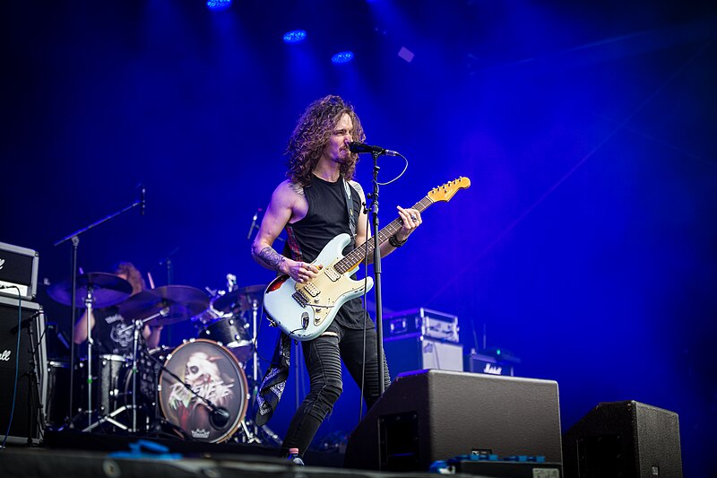 File:Raveneye - Rock am Ring 2017-AL5959.jpg