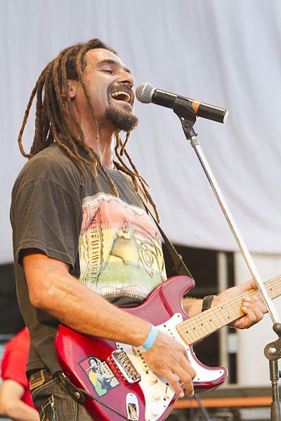 File:Reggae en Parque Roca (6843365719).jpg