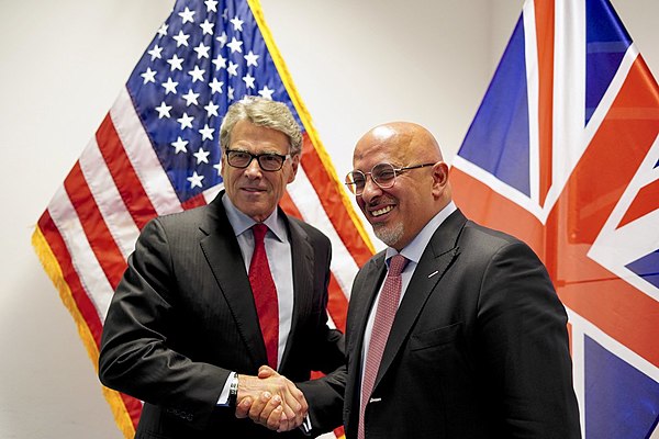 Zahawi and US Secretary of Energy Rick Perry in 2019