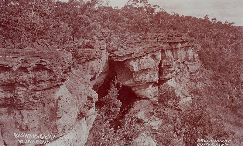 File:SLNSW 797003 Bushrangers Cave Woodford.jpg