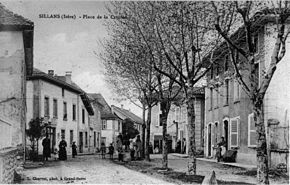 Sillans, place de la croisée, 1910, p245 de L'Isère les 533 communes - L Charvat, phot à Grand Serre.jpg
