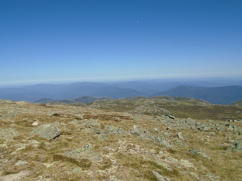 File:Snowy Mountains from Mt. Kosciuszko Summit.jpg