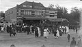 Soldiers entering The Cambria cinema, to see Ginger Mick movie, High Street [Beecroft Road], Epping, Sydney, 1920