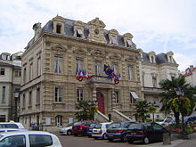 L'hôtel de ville.