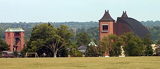 <span class="mw-page-title-main">Swope Park</span> Public park in Kansas City, Missouri