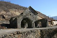 Սուրբ Երրորդություն Kutsal Üçlü Manastırı