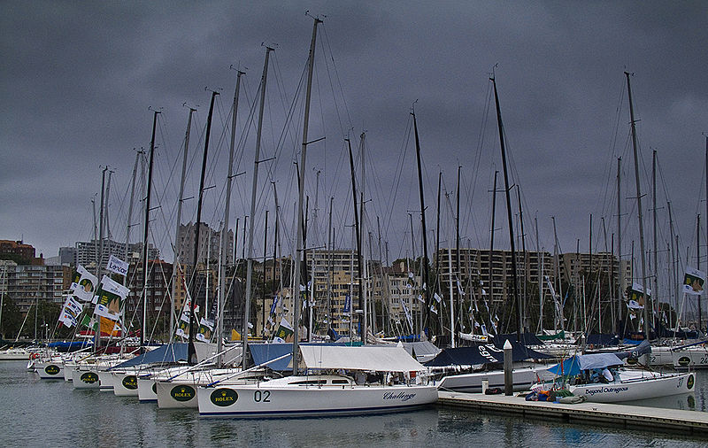 File:Sydney 2 Hobart yachts.JPG