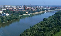 Tisza Szegedin kaupungissa.