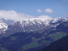 Der schneebedeckte Kopf des Auferrand von Südwesten gesehen.