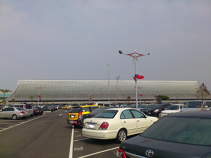 File:Terminal 1 of Taiwan Taoyuan International Airport (after renovation)-DSC 0159.jpg