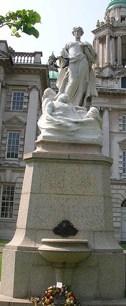 File:Titanic Belfast Memorial.JPG