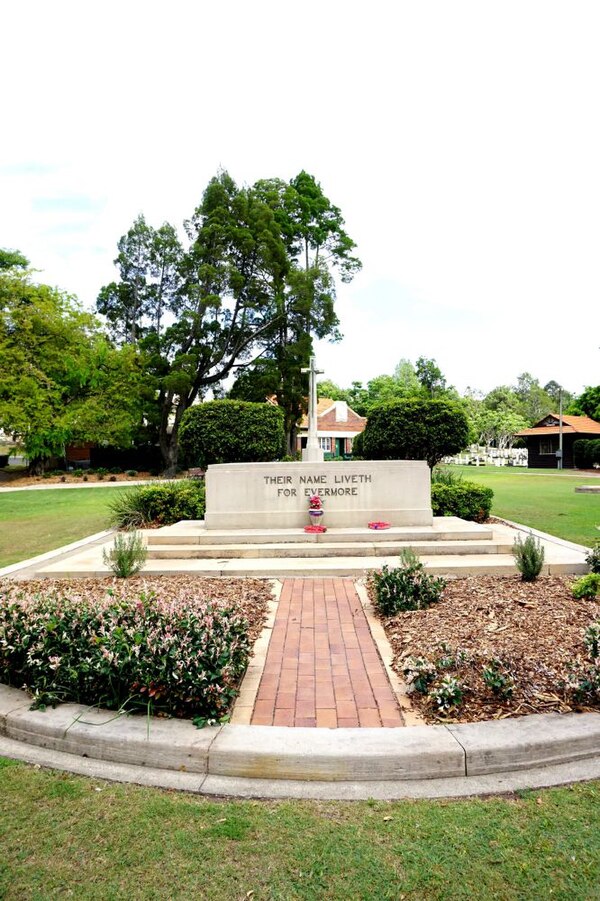 Stone of Remembrance with Cross of Sacrifice behind, 2015