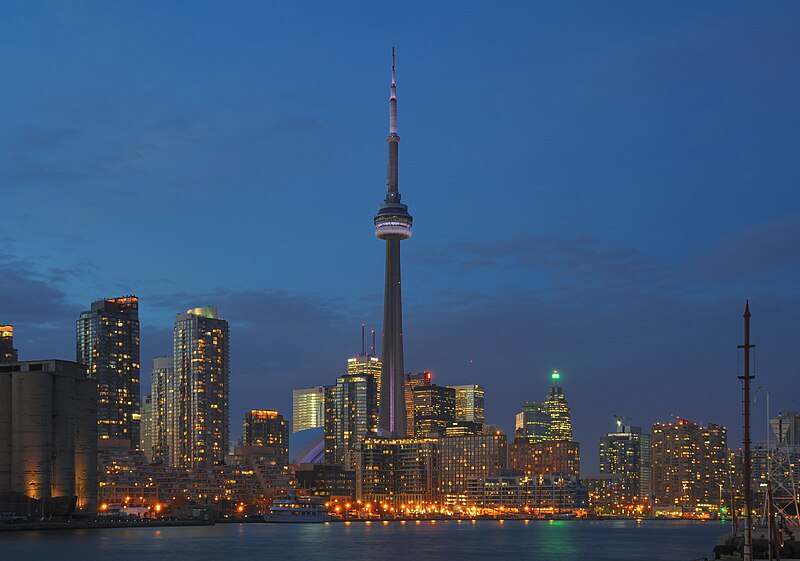 File:Toronto - ON - Skyline bei Nacht.jpg