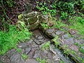 Brunnen im Hof eines Weberhauses