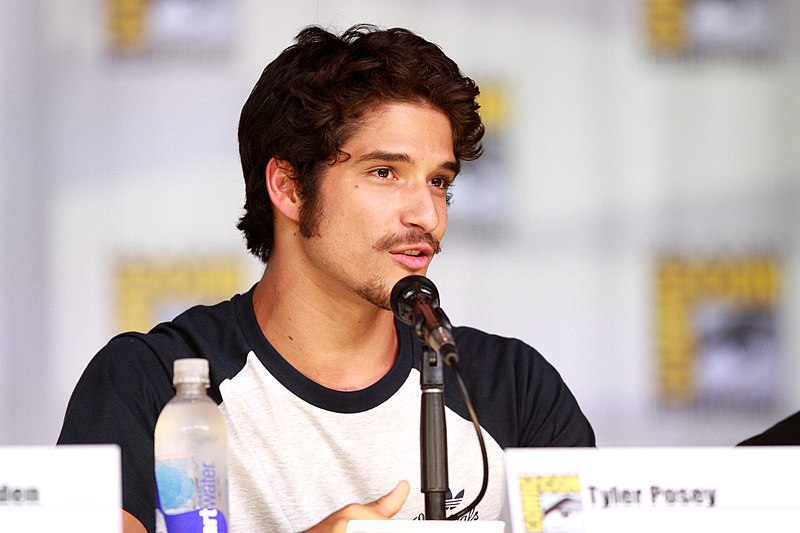 File:Tyler Posey (9345216865).jpg