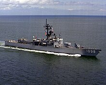 USS Glover (FF-1098) underway at sea on 1 June 1982 (6349647).jpg