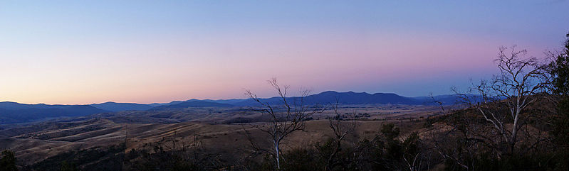 File:View from mcmillans lookout at dusk02.jpg