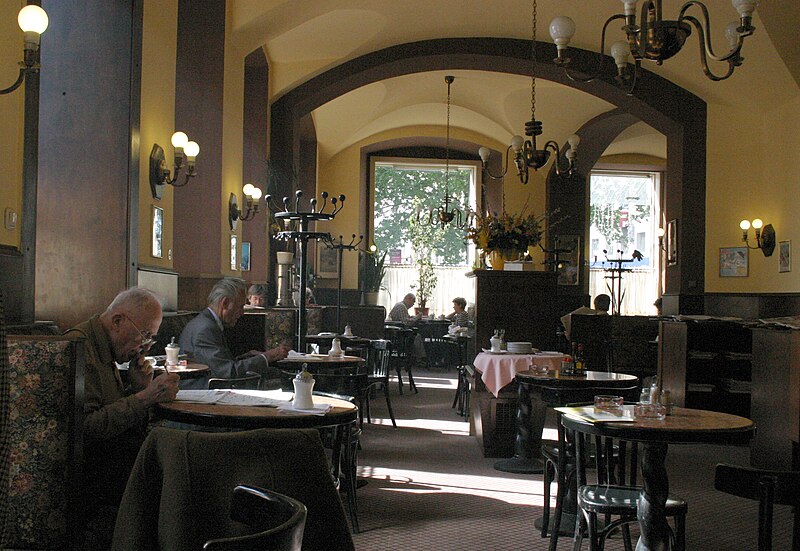 File:Wien-Josefstaedter Str-06-Nr 2-Cafe Eiles-2007-gje.jpg