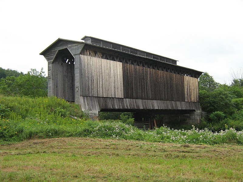 File:Wolcott (Vermont), Fisher Covered Bridge.jpg