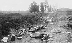 Russian infantrymen killed by chemical weapons during the Battle of Jugla near Riga, Latvia, September 1917. Pogibshie ot khimicheskogo oruzhiia russkie pekhotintsy, sentiabr' 1917.jpg