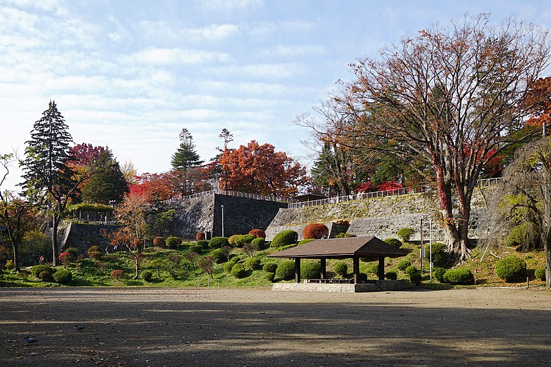 File:171103 Morioka Castle Morioka Iwate pref Japan20s3.jpg