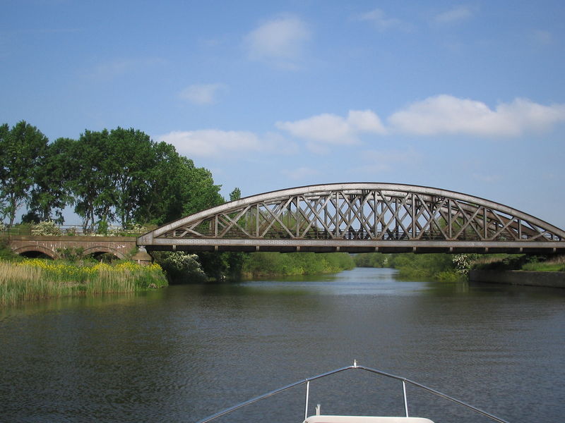 File:2008-05 Appleford Rail Bridge (2).JPG