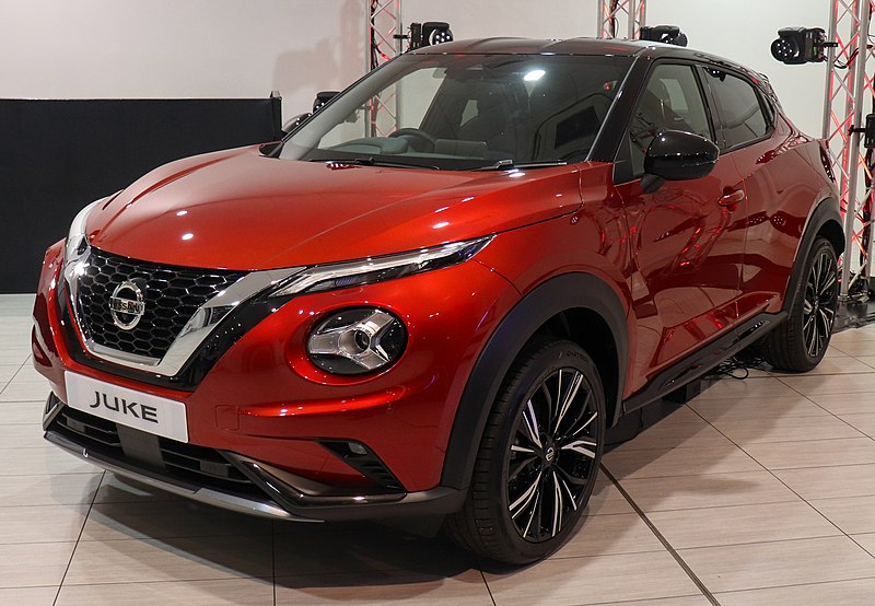 File:2019 Nissan Juke Tekna+ 1.0 Front.jpg