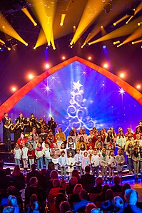 BR,Bayerisches Fernsehen,Frankenhalle,Fürther Sternstunden-Kinderchor,Live-Sendung,Sabine Sauer,Sternstunden-Gala,Sternstundengala,Volker Heißmann