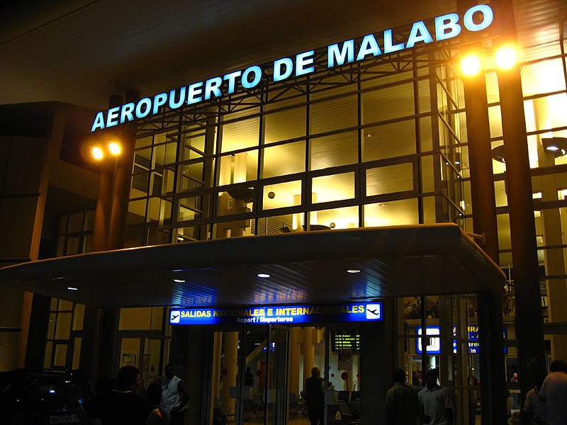 800px-Aeropuerto_Malabo.jpg