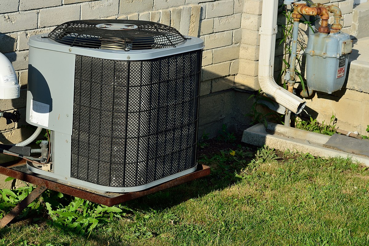 File:AirConditioner.jpg - Wikimedia Commons