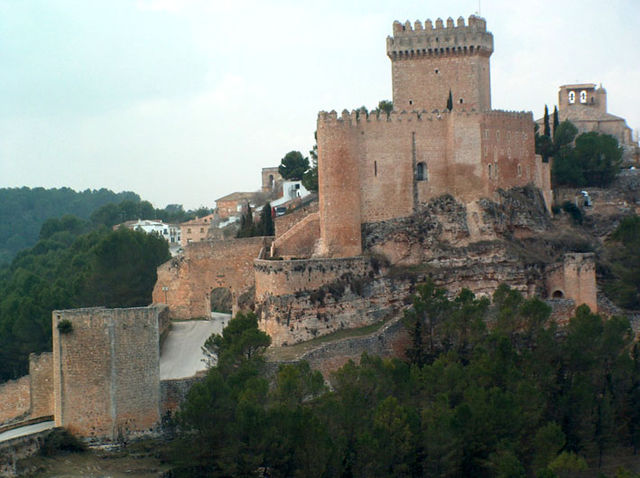 Castle of Alarcón, Cuenca. As agreed in the Treaty of Elche, Ferdinand IV confirmed the possession of the town of Alarcón to Juan Manuel of Villena in