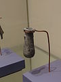 Albastron – for cosmetics, lead, Late Bronze Age II אלבסטרון – כלי לתמרוקים עשוי עופרת מתקופת הברונזה המאוחרת ב'