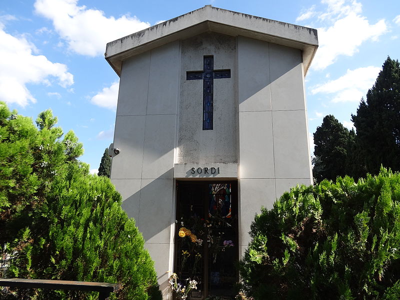 File:Alberto Sordi 's Tomb.JPG