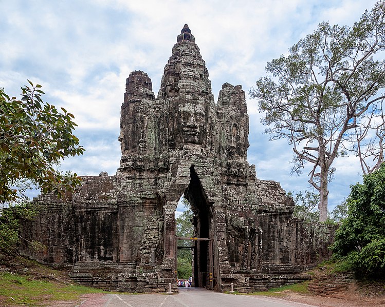 File:Angkor Thom (I).jpg